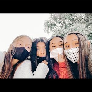 Meet your Posher, Alexis